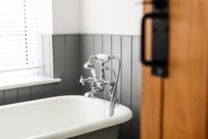 Read more about the article Should You Get a Tankless Water Heater?